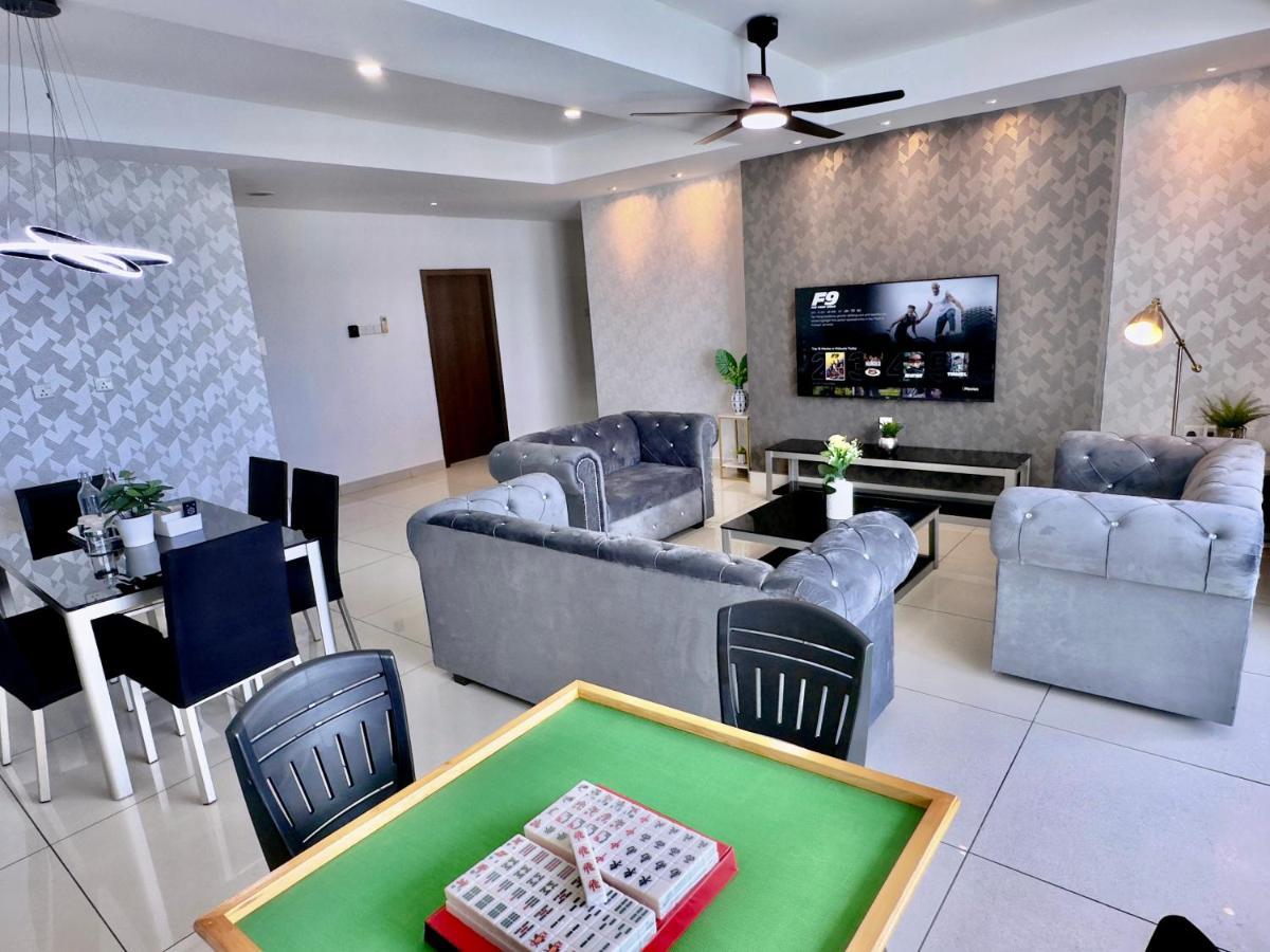 Ksl Citymall 15-20Pax 4B4B Privatelift-Smarttv70Inch-Netflix Johor Bahru Exteriér fotografie